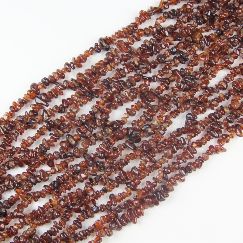 High-quality 5-8mm Garnet chip beads strand, 80cm long, perfect for creating unique jewelry designs