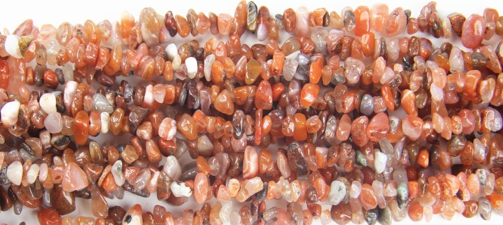 Vibrant Red Agate chip beads, 5-8mm, 80cm strand, perfect for crafting bold, colorful jewelry pieces